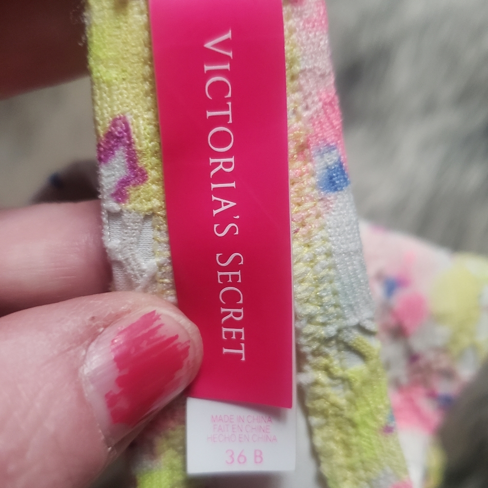 Victoria secret bombshell bikini RARE - Picture 3 of 5